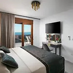 Appartamento Malibu Imperial Seafront Vir