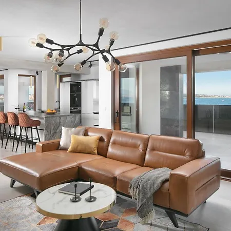 Malibu Imperial Seafront Apartman Vir