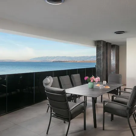 Malibu Imperial Seafront *