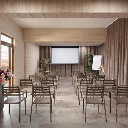 Malibu Imperial Seafront *