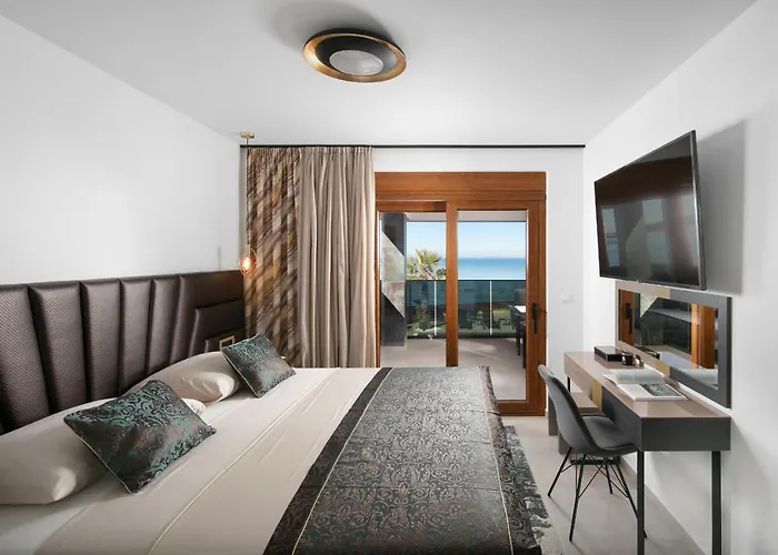 Malibu Imperial Seafront Daire Vir