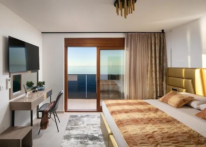 Malibu Imperial Seafront *