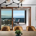 Malibu Imperial Seafront