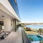 Apartamento Malibu Imperial Seafront Vir