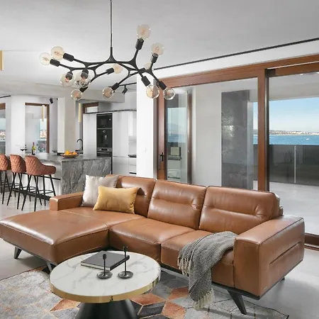 Malibu Imperial Apartment Vir