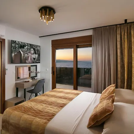 Malibu Imperial Apartment *