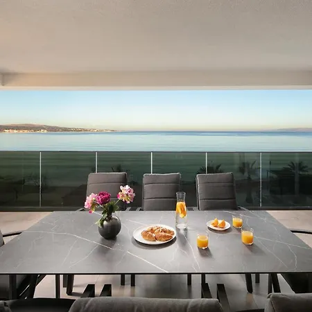 아파트 Malibu Imperial Seafront *