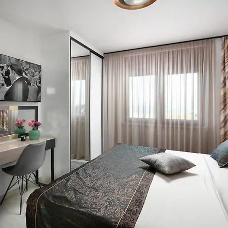 Malibu Imperial Apartament