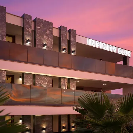 Malibu Imperial Seafront Apartman *