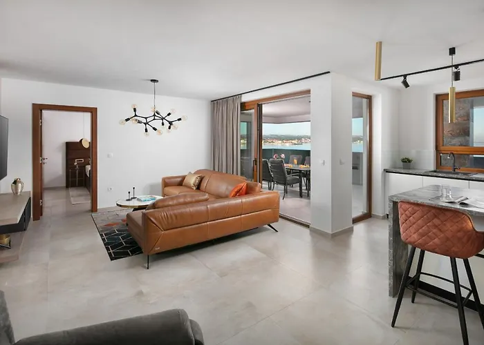 Malibu Imperial Seafront Apartman *