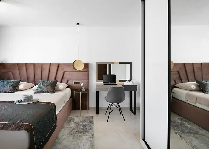 Lägenhet Malibu Imperial Seafront Vir